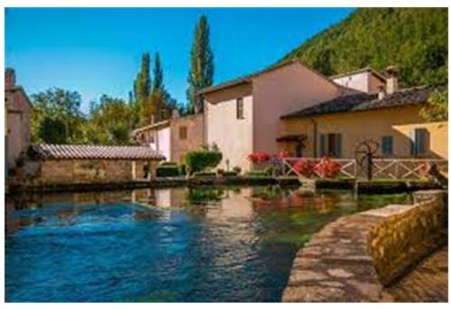 Locazione Turistica Via Valle Verde 24 Colfiorito Εξωτερικό φωτογραφία